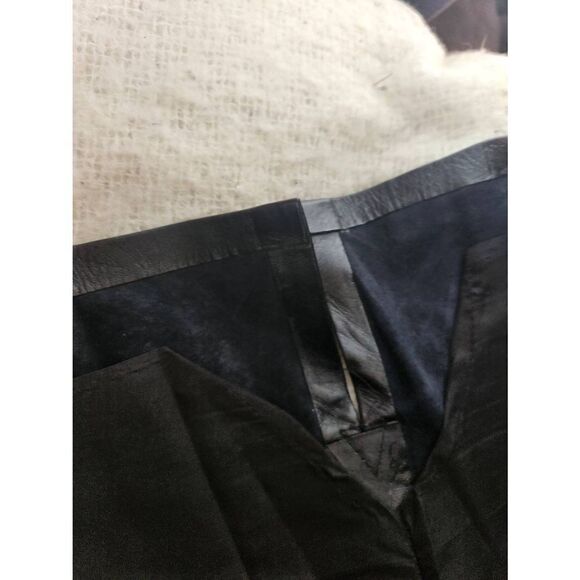 90s Vintage Black Leather Slit Skirt By GOSSIP S - Picture 3 of 6